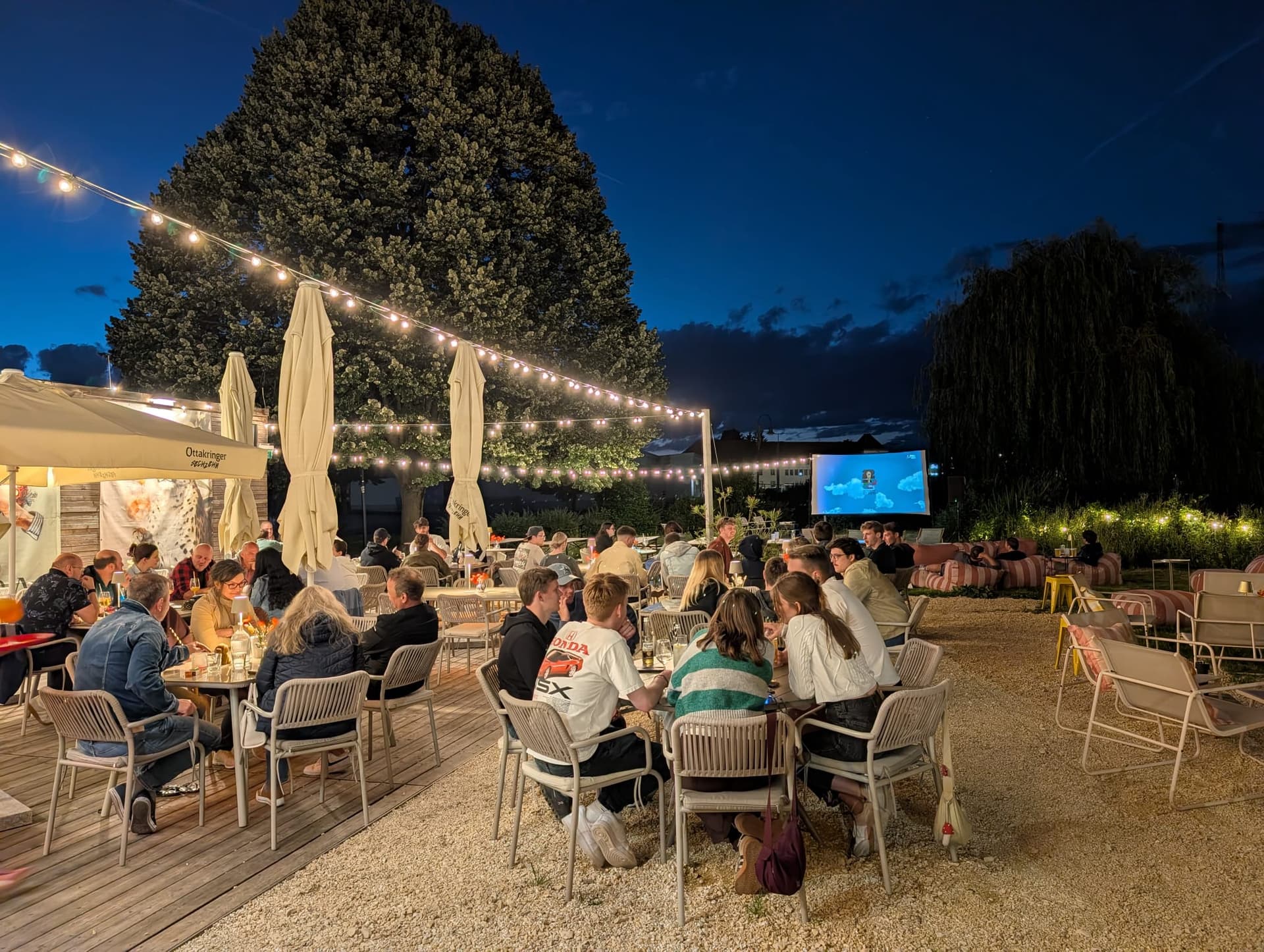 Abendstimmung und Public Viewing